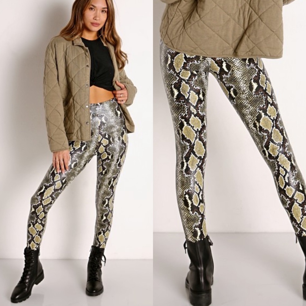 Commando Faux Animal Legging with Control Olive Snake XS